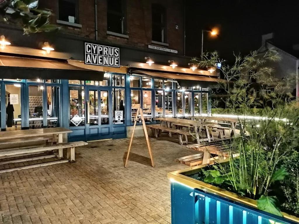 Beersbridge Near Titanic Centre & Airport Belfast